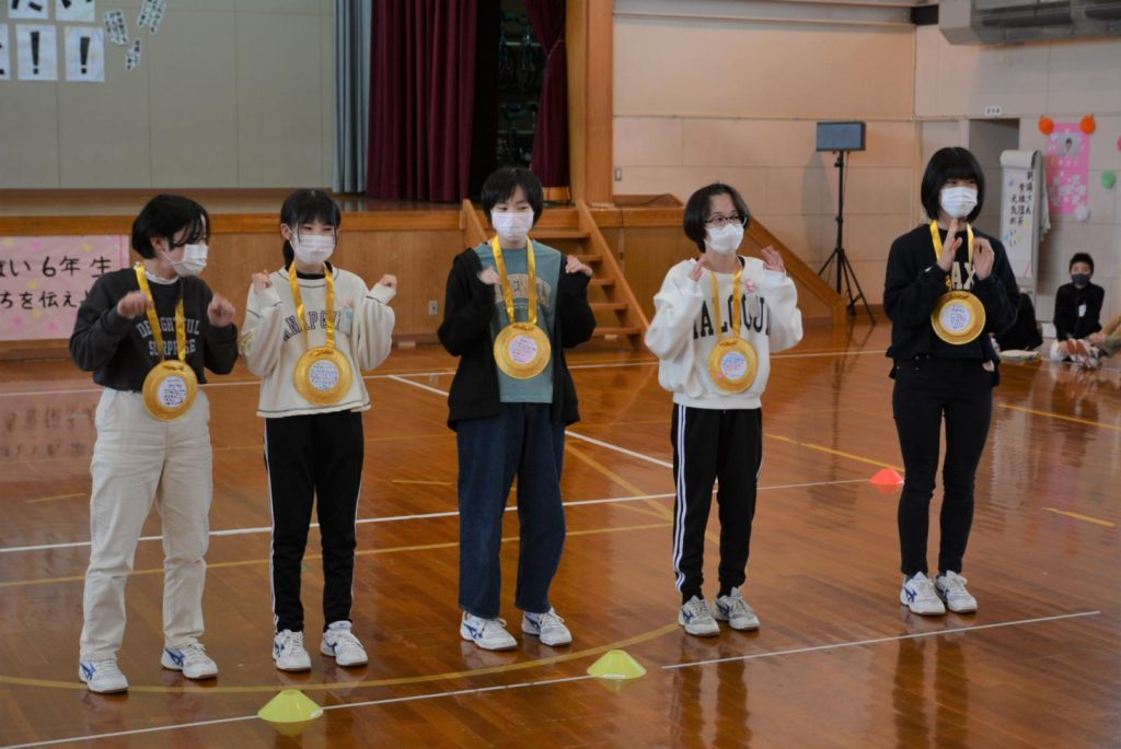 写真：6年生の学年発表の様子3