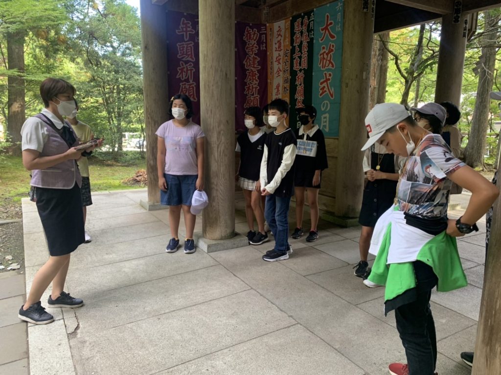 写真：真山神社での様子2