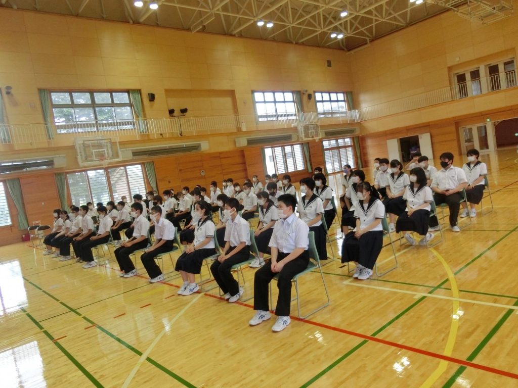 写真：休み前集の様子