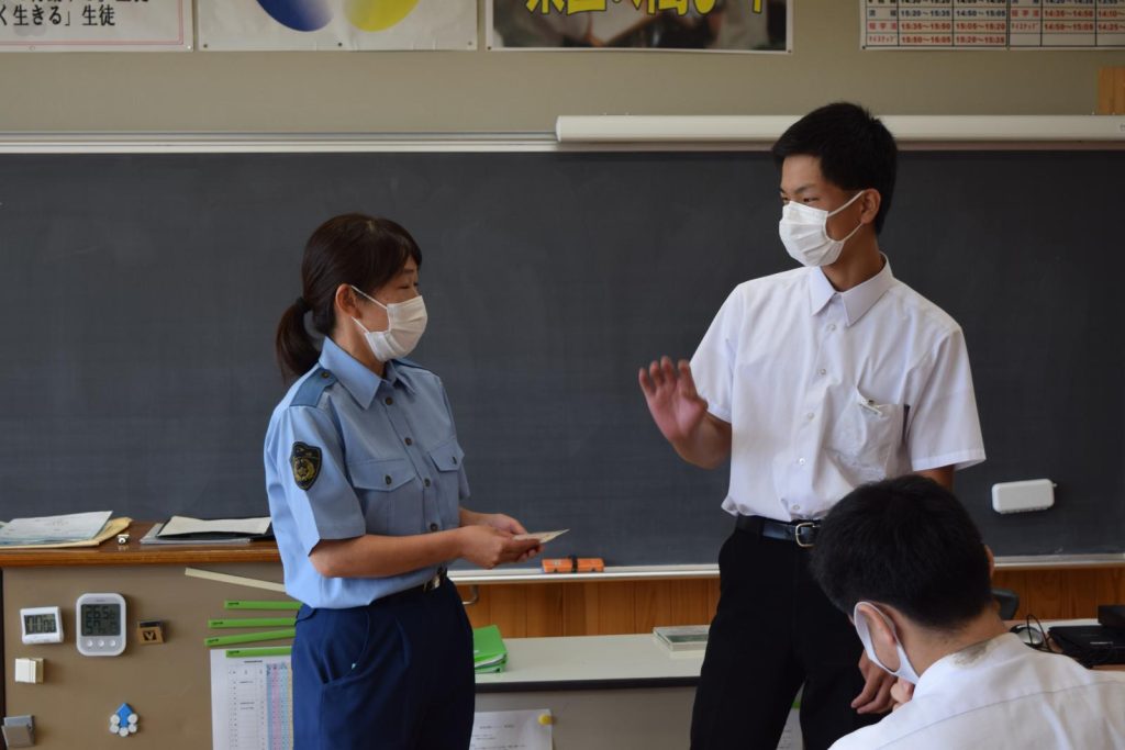 写真：「薬物乱用防止教室」の様子4