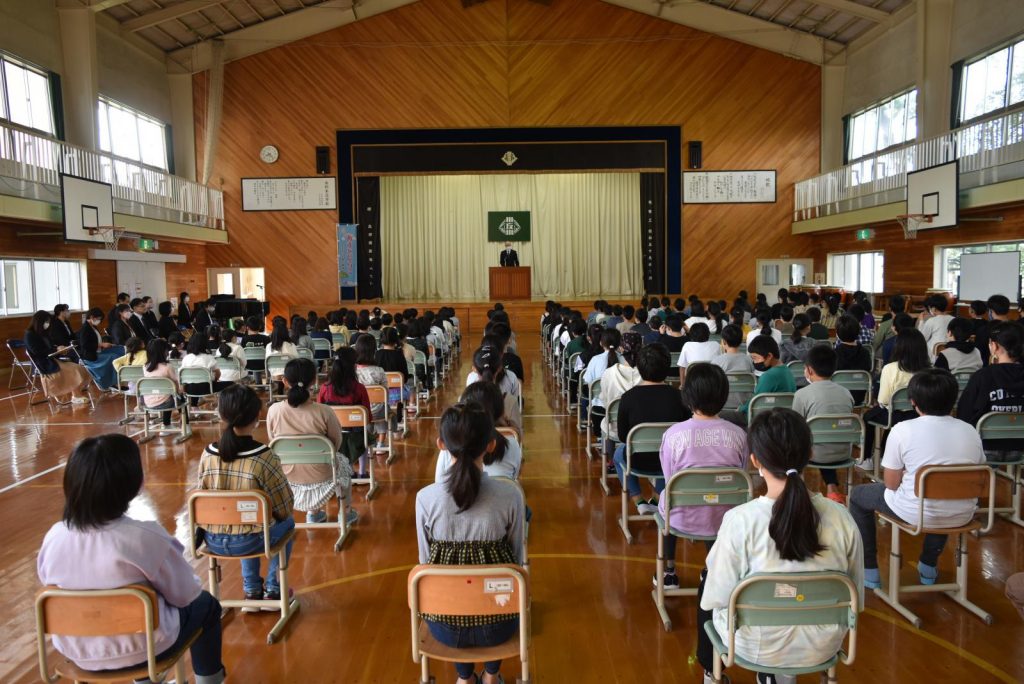 写真：後期始業式の様子１