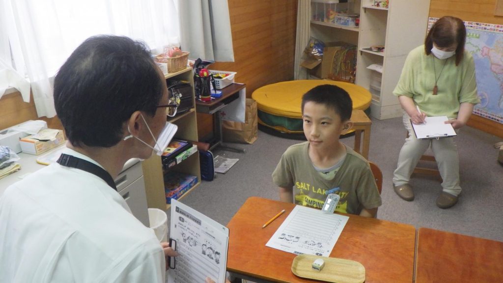 写真：オリブ園訪問の様子1