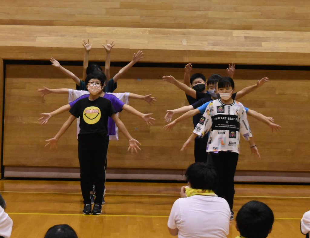 写真：５年生自然教室の様子1