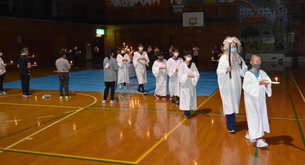 写真：５年生自然教室の様子9