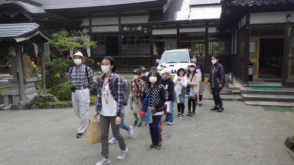 写真：２年生校外学習の様子3